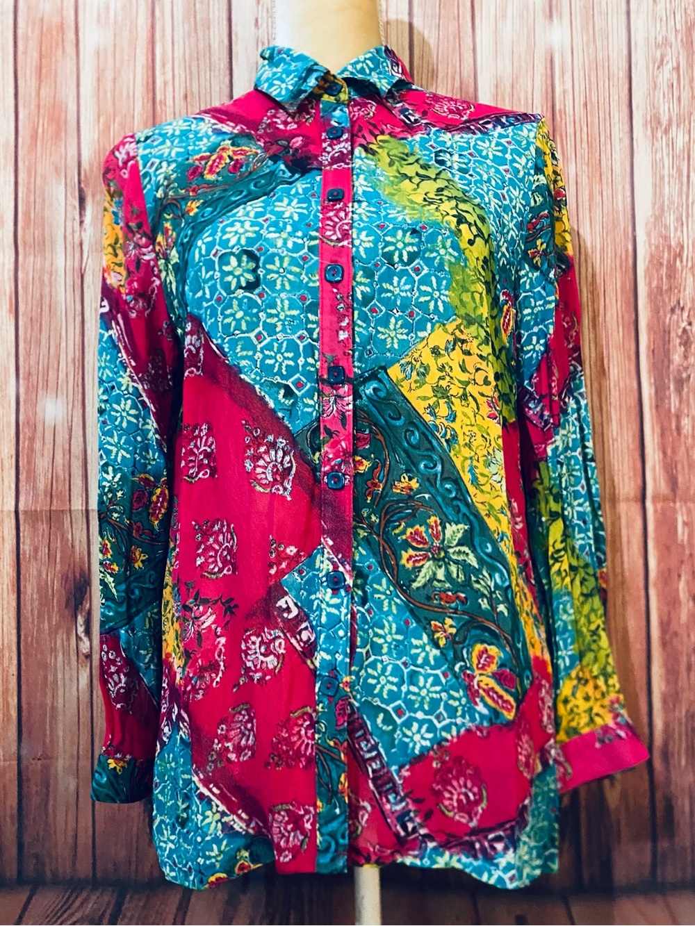 Women’s Medium Petite Blouse Koret Button Down Long Sleeve Semi Sheer Multicolor